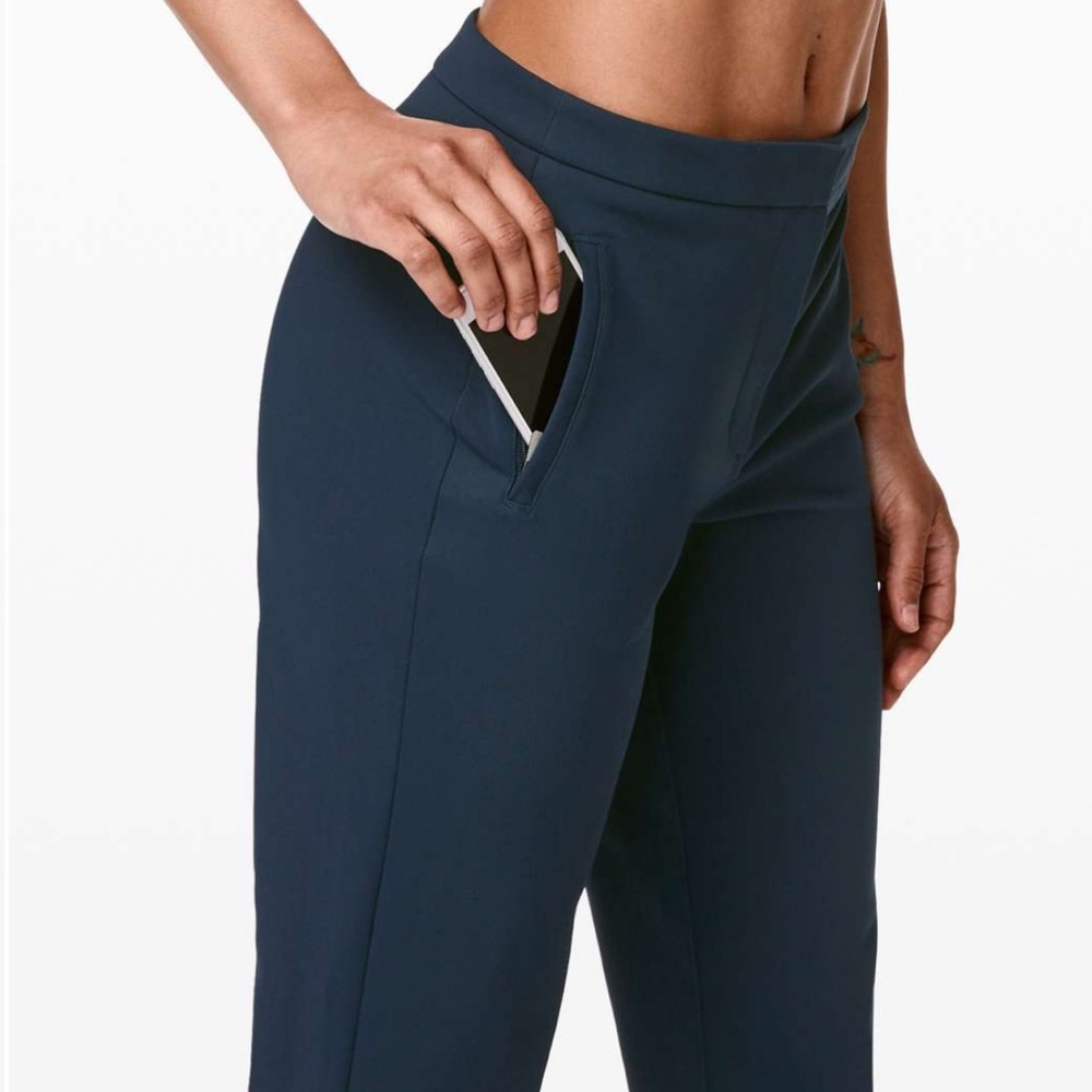 Lululemon On the Move Pant *Lightweight